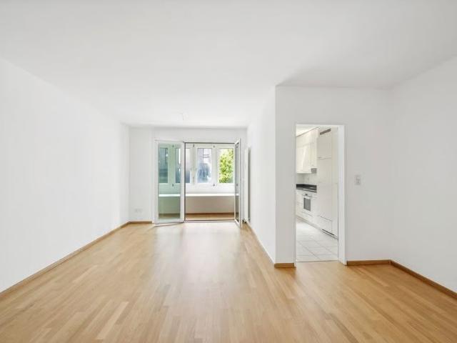 2 Zimmer, 50 m², 4. Stock