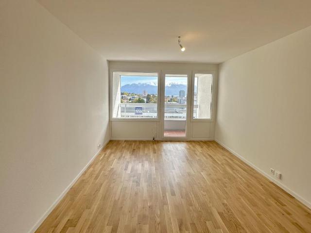 2 Zimmer, 50 m², 6. Stock