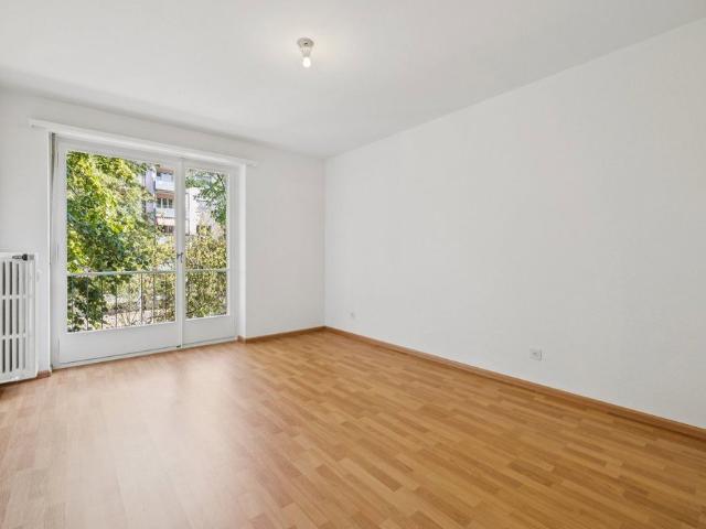 2 Zimmer, 51 m², 1. Stock