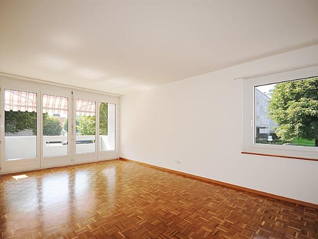 2 Zimmer, 51 m², 1. Stock