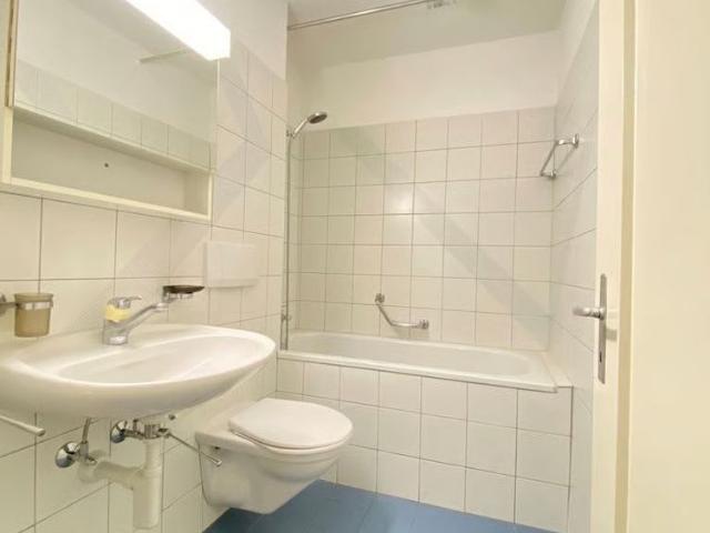 2 Zimmer, 51 m², 1. Stock
