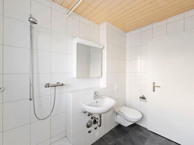 2 Zimmer, 51 m², 1. Stock