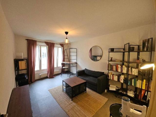 2 Zimmer, 51 m², 2. Stock