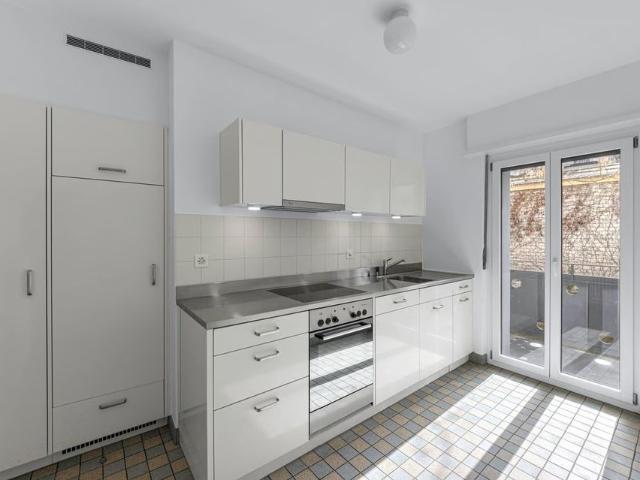 2 Zimmer, 51 m², 4. Stock