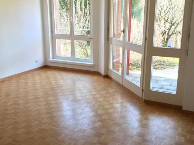 2 Zimmer, 52 m², EG