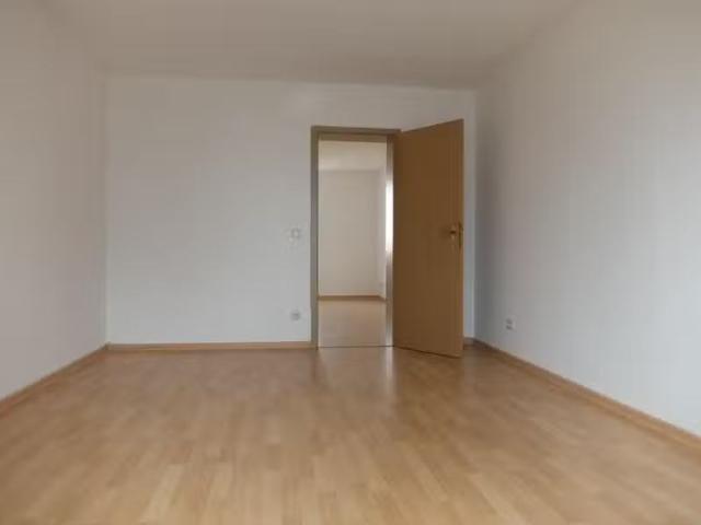 2 Zimmer 52 m² 250 € Kaltmiete Wohnungen in Chemnitz