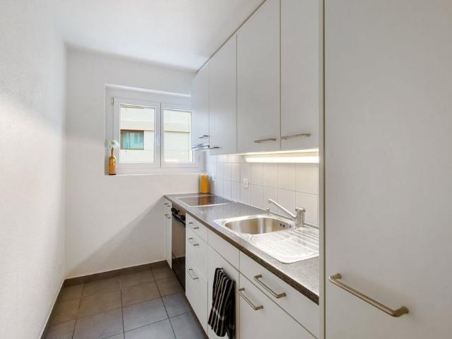 2 Zimmer, 52 m², 2. Stock