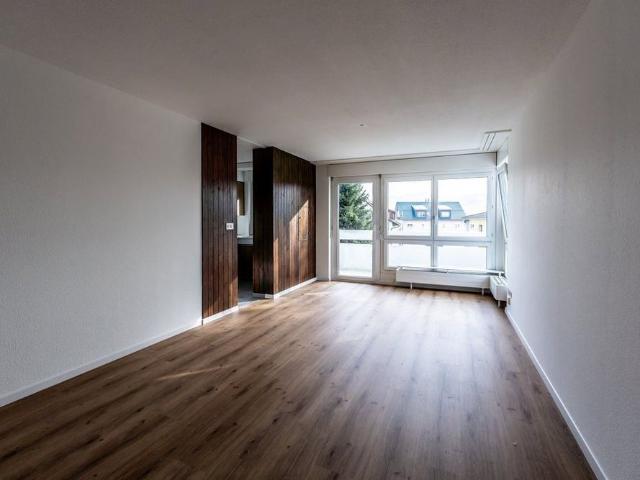 2 Zimmer, 52 m², 2. Stock