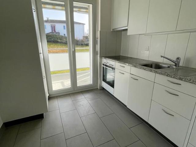 2 Zimmer, 52 m², 2. Stock