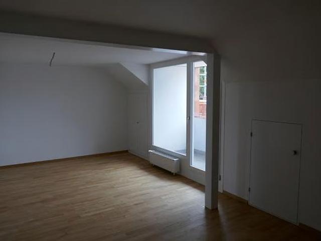 2 Zimmer, 52 m², 3. Stock