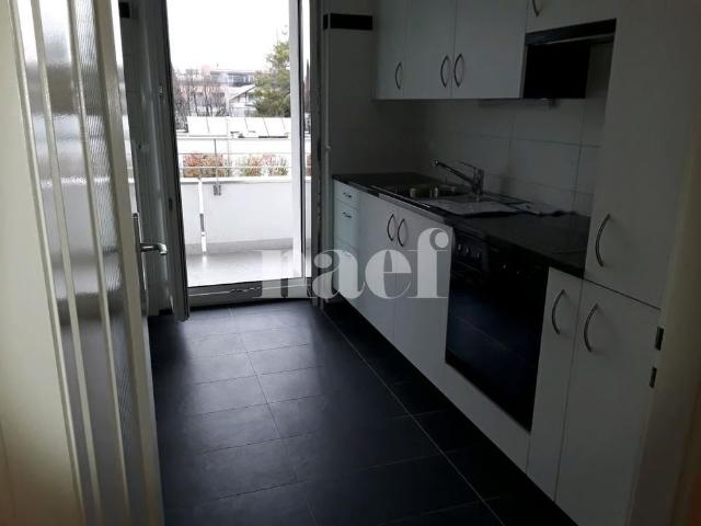 2 Zimmer, 52 m², 4. Stock