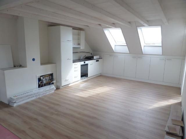 2 Zimmer, 52 m², 4. Stock