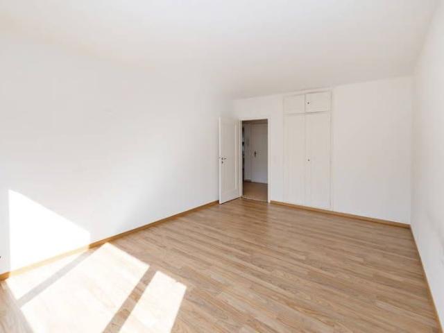2 Zimmer, 57 m², EG