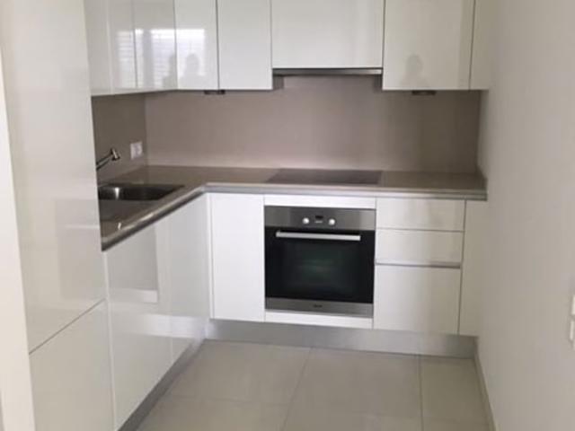2 Zimmer, 57 m², 1. Stock