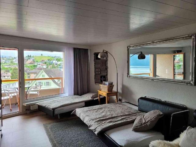 2 Zimmer, 57 m², 2. Stock