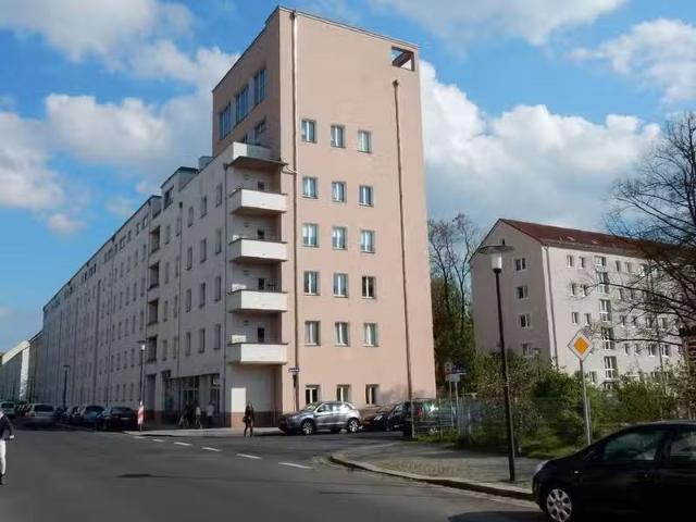 2 Zimmer 57 m² 500 € Kaltmiete Wohnungen in Dresden
