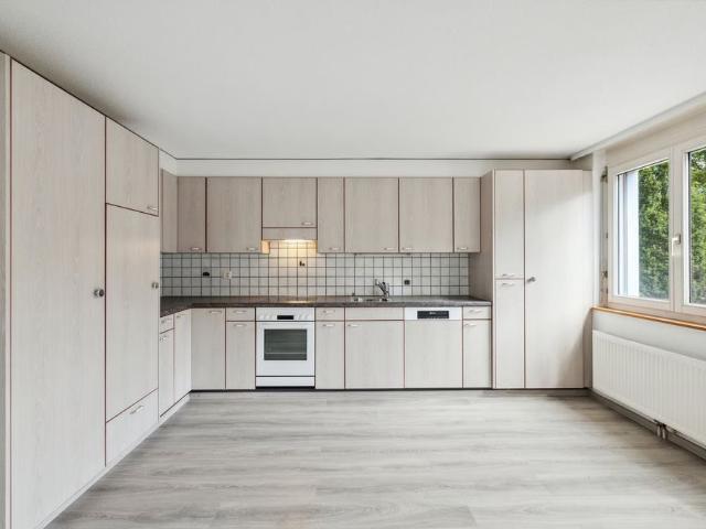 2 Zimmer, 54 m², 1. Stock