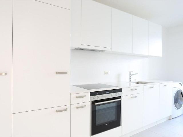 2 Zimmer, 54 m², 1. Stock