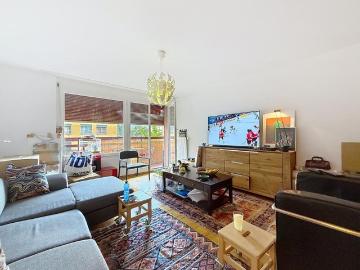 2 Zimmer, 54 m², 1. Stock