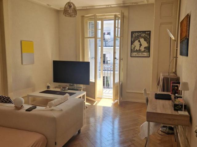 2 Zimmer, 54 m², 3. Stock