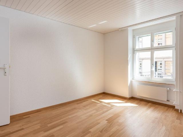 2 Zimmer, 54 m², 3. Stock