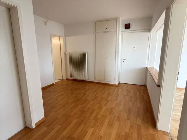 2 Zimmer, 54 m², 9. Stock