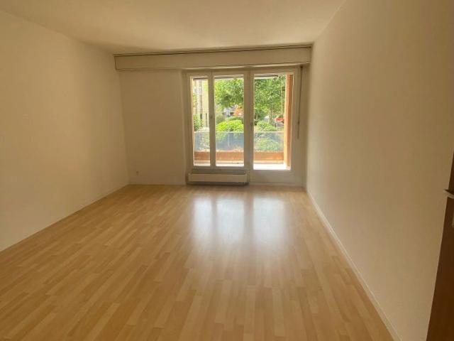 2 Zimmer, 55 m², 1. Stock
