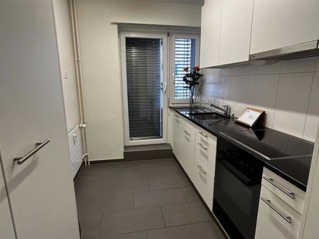 2 Zimmer, 55 m², 2. Stock