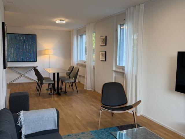 2 Zimmer, 55 m², 2. Stock