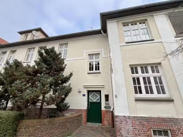 2 Zimmer 55 m² 379 € Kaltmiete Wohnungen in Wilhelmshaven