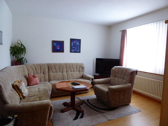 2 Zimmer, 56 m², 1. Stock
