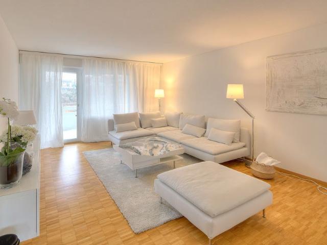 2 Zimmer, 56 m², 1. Stock