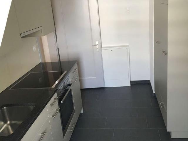 2 Zimmer, 56 m², 4. Stock