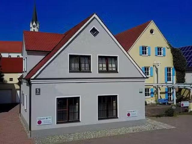 2 Zimmer 56 m² 750 € Kaltmiete Wohnungen in Dillingen