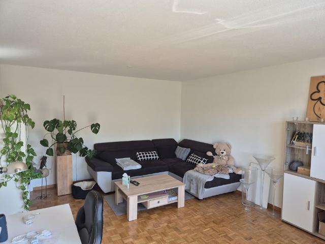 2 Zimmer, 58 m², 2. Stock