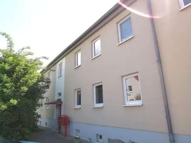 2 Zimmer 58 m² 348 € Kaltmiete Wohnungen in Mücheln Geis.