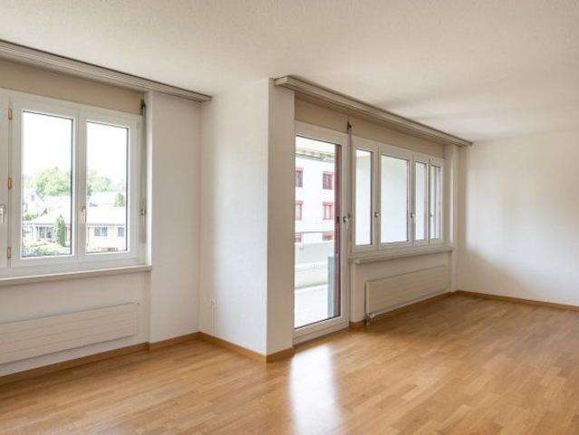 2 Zimmer, 59 m², 2. Stock