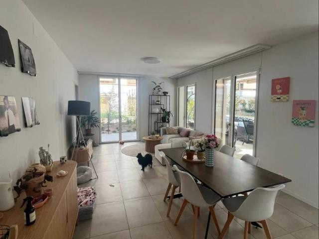 2 Zimmer, 63 m²