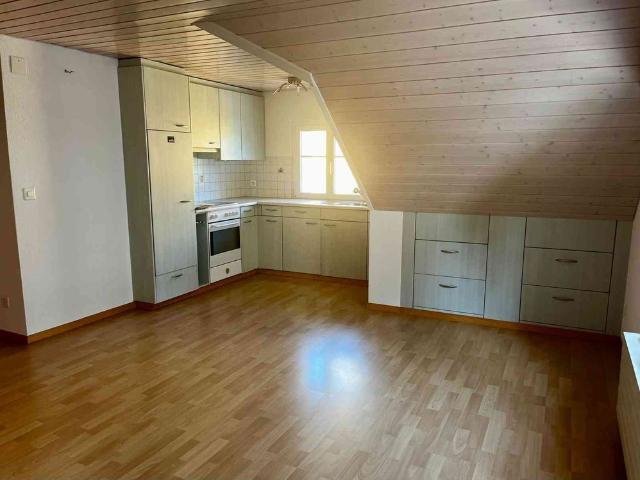 2 Zimmer, 63 m², 2. Stock