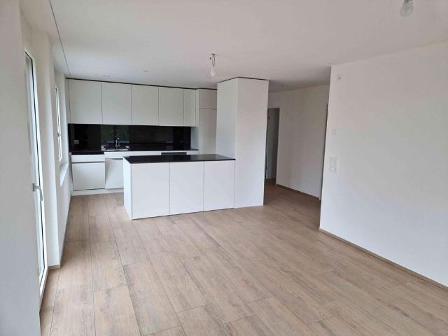 2 Zimmer, 60 m², 1. Stock