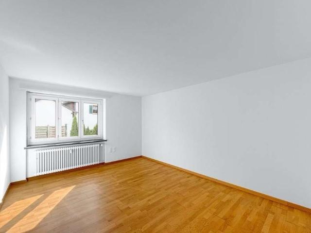 2 Zimmer, 60 m², 1. Stock