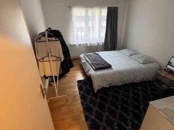 Kloten, Bezirk Bülach, Kanton Zürich - Parkplatz