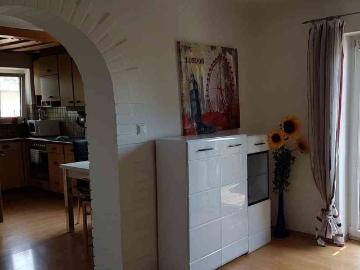 2 Zimmer, 60 m², 1. Stock