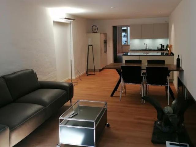 2 Zimmer, 60 m², 3. Stock