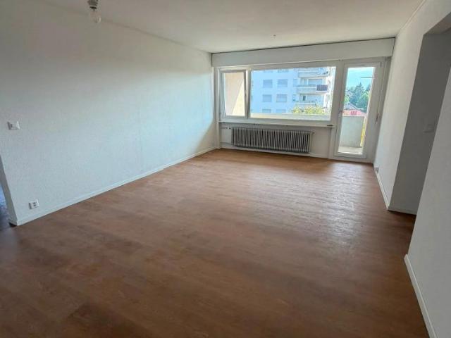 2 Zimmer, 60 m², 4. Stock