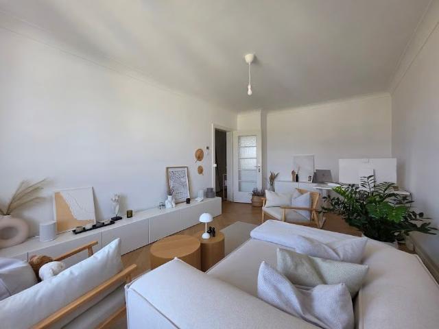 2 Zimmer, 60 m², 4. Stock