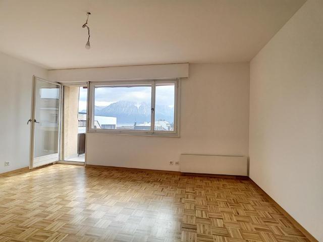 2 Zimmer, 60 m², 5. Stock