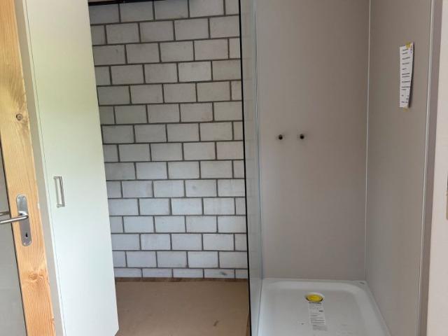 2 Zimmer, 61 m², EG direkt am Bahnhof