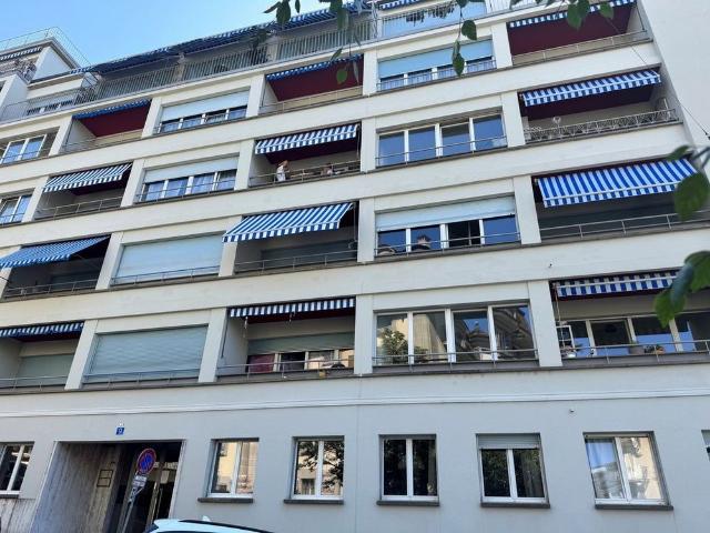 2 Zimmer, 61 m², 2. Stock
