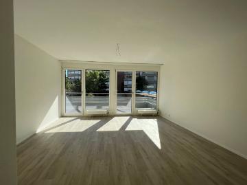 2 Zimmer, 62 m², 1. Stock